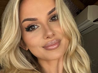 Corneliaa22 from Europa is looking for an adult chat! Visit here ...