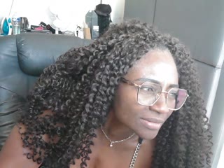 Skyleur from France is looking for an adult chat! Visit here ...